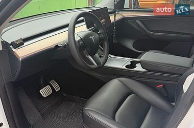 Позашляховик / Кросовер Tesla Model Y 2023 в Києві