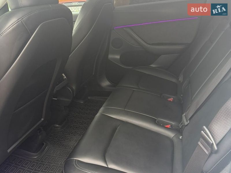 Позашляховик / Кросовер Tesla Model Y 2023 в Києві