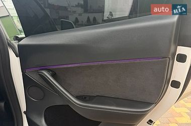 Позашляховик / Кросовер Tesla Model Y 2023 в Києві