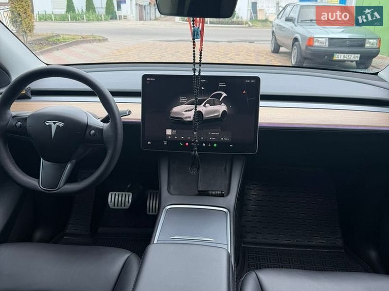 Позашляховик / Кросовер Tesla Model Y 2023 в Києві