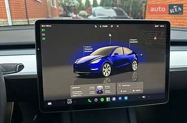Позашляховик / Кросовер Tesla Model Y 2023 в Дніпрі