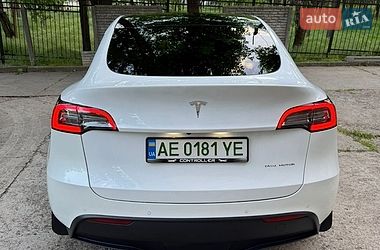 Позашляховик / Кросовер Tesla Model Y 2021 в Дніпрі