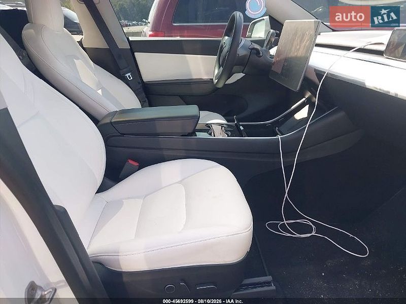 Позашляховик / Кросовер Tesla Model Y 2020 в Івано-Франківську