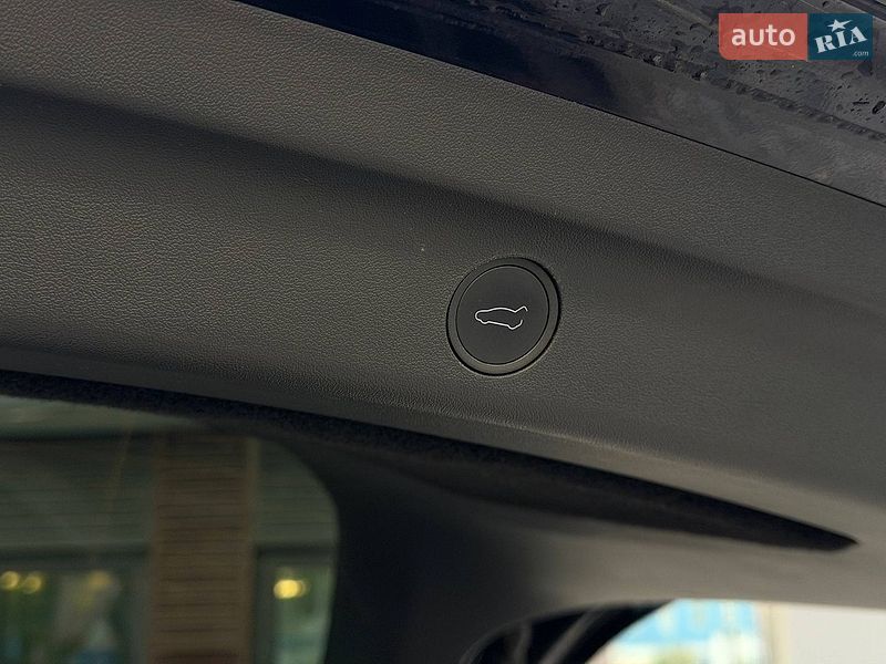 Внедорожник / Кроссовер Tesla Model Y 2022 в Львове