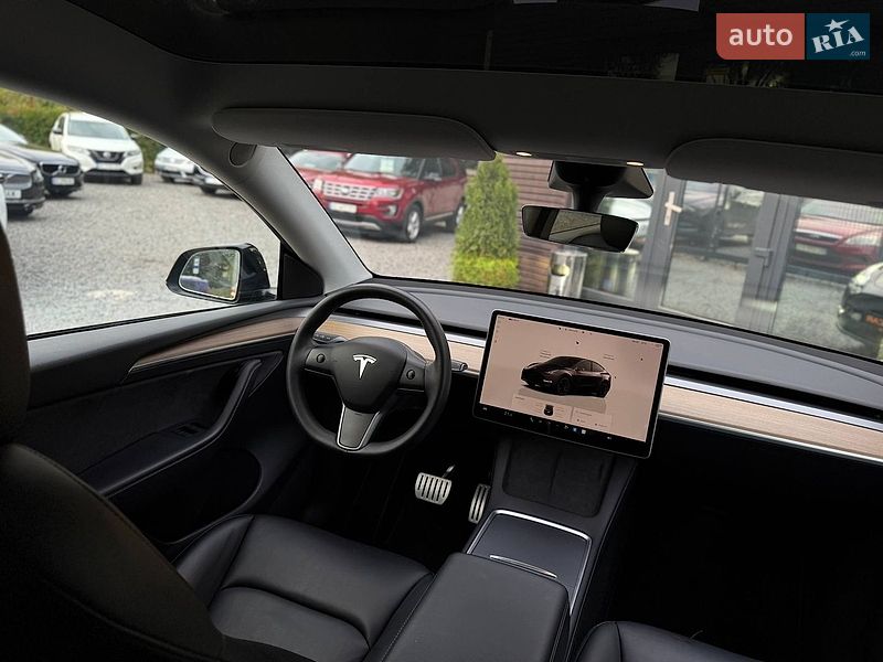 Внедорожник / Кроссовер Tesla Model Y 2022 в Львове