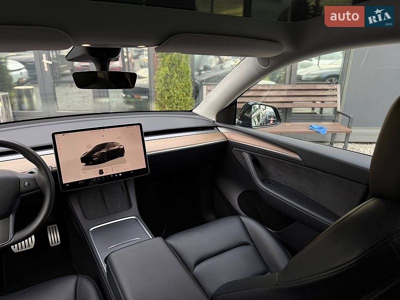 Внедорожник / Кроссовер Tesla Model Y 2022 в Львове