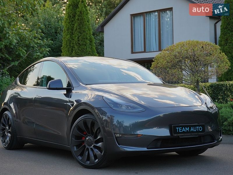Позашляховик / Кросовер Tesla Model Y 2024 в Одесі