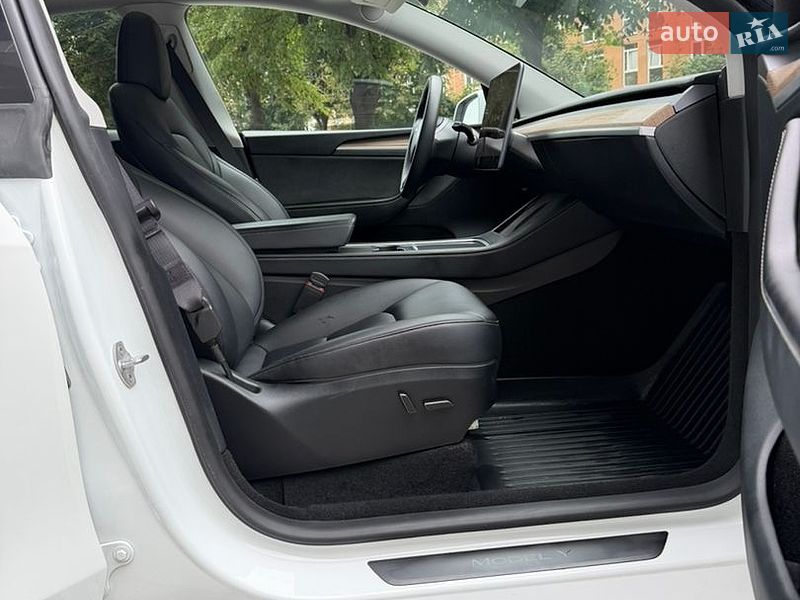 Внедорожник / Кроссовер Tesla Model Y 2023 в Черновцах фото 30 Внедорожник / Кроссовер Tesla Model Y 2023 в Черновцах