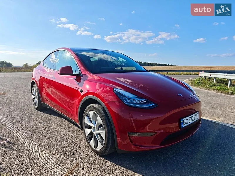 Tesla Model Y