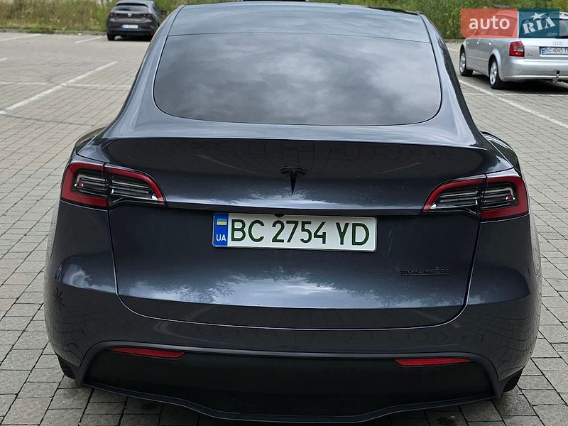 Позашляховик / Кросовер Tesla Model Y 2023 в Тернополі