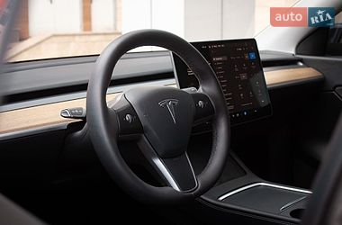 Позашляховик / Кросовер Tesla Model Y 2022 в Києві