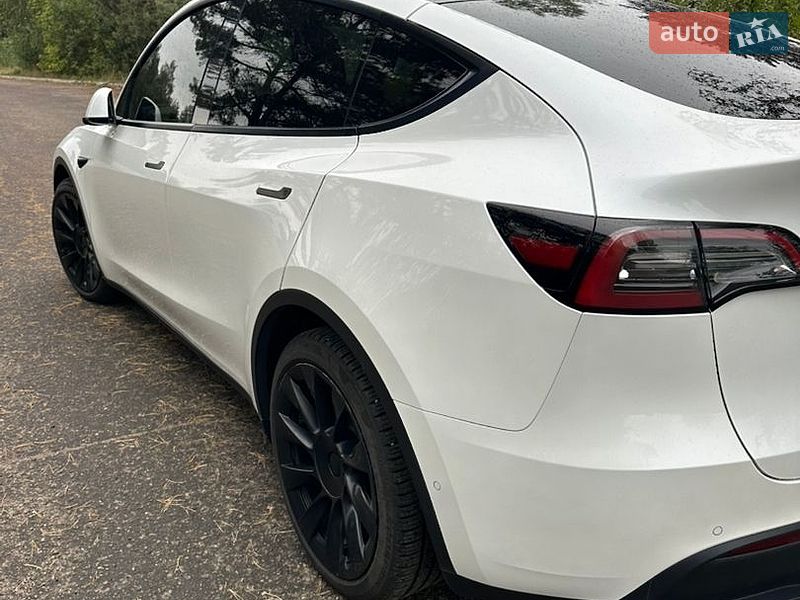 Внедорожник / Кроссовер Tesla Model Y 2021 в Львове фото 2 Внедорожник / Кроссовер Tesla Model Y 2021 в Львове