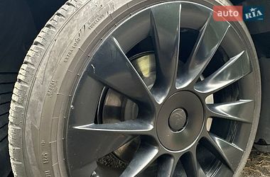 Внедорожник / Кроссовер Tesla Model Y 2021 в Львове фото 5 Внедорожник / Кроссовер Tesla Model Y 2021 в Львове