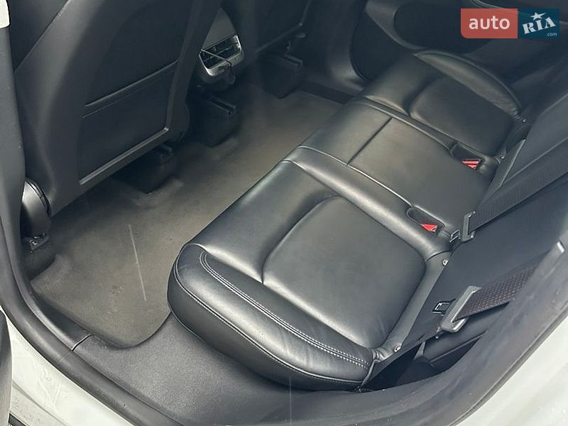 Внедорожник / Кроссовер Tesla Model Y 2021 в Львове фото 25 Внедорожник / Кроссовер Tesla Model Y 2021 в Львове