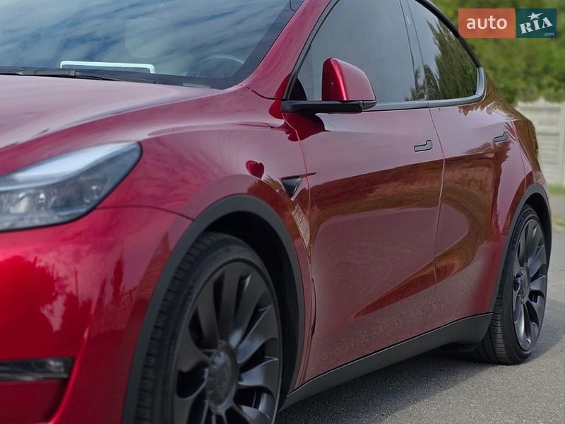 Внедорожник / Кроссовер Tesla Model Y 2024 в Хмельницком