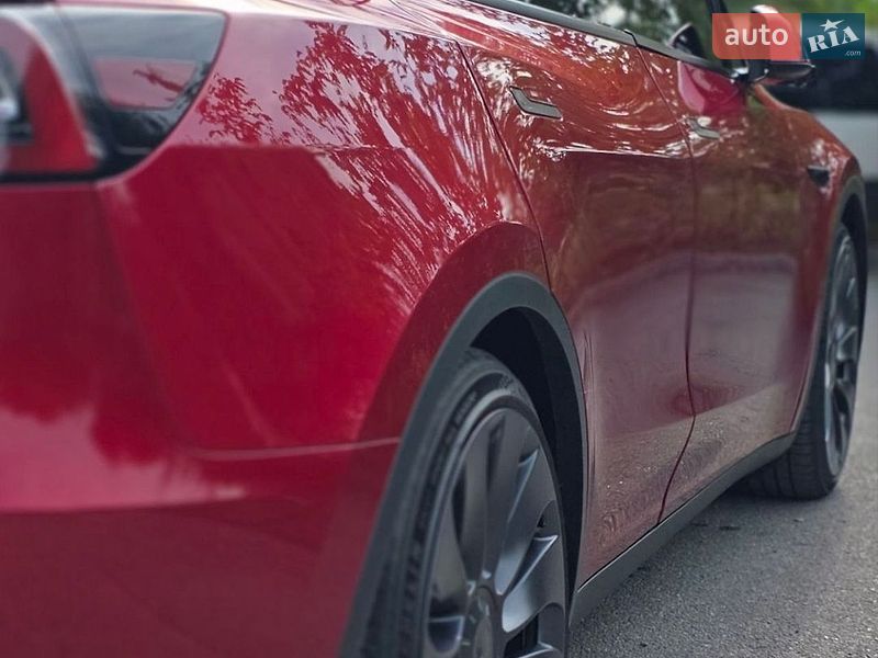 Внедорожник / Кроссовер Tesla Model Y 2024 в Хмельницком