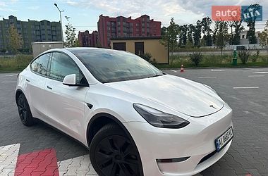Внедорожник / Кроссовер Tesla Model Y 2025 в Киеве