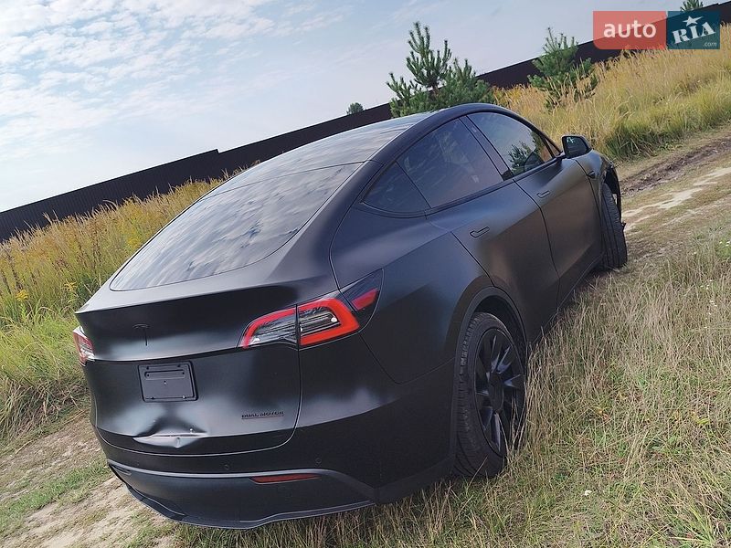 Позашляховик / Кросовер Tesla Model Y 2022 в Києві