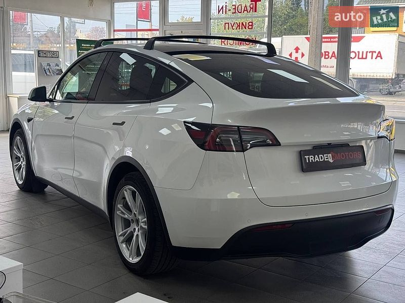 Внедорожник / Кроссовер Tesla Model Y 2022 в Киеве