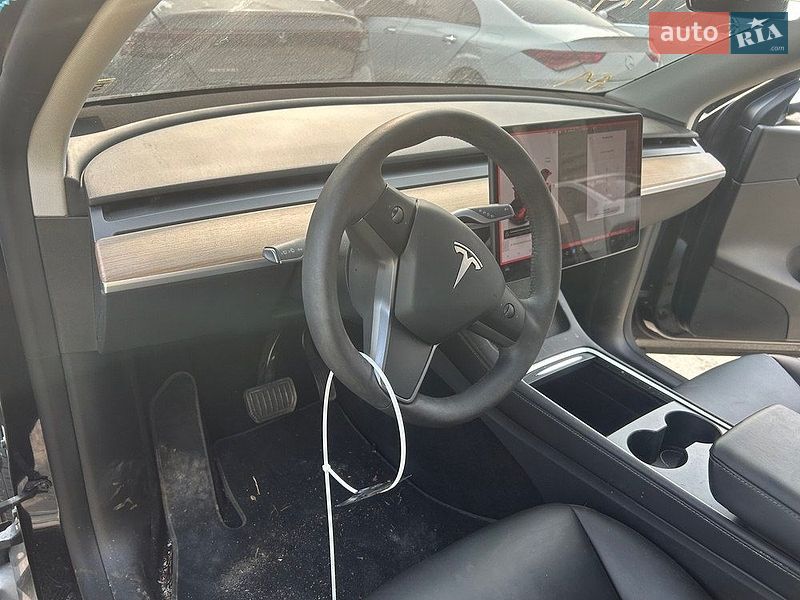 Внедорожник / Кроссовер Tesla Model Y 2022 в Черкассах