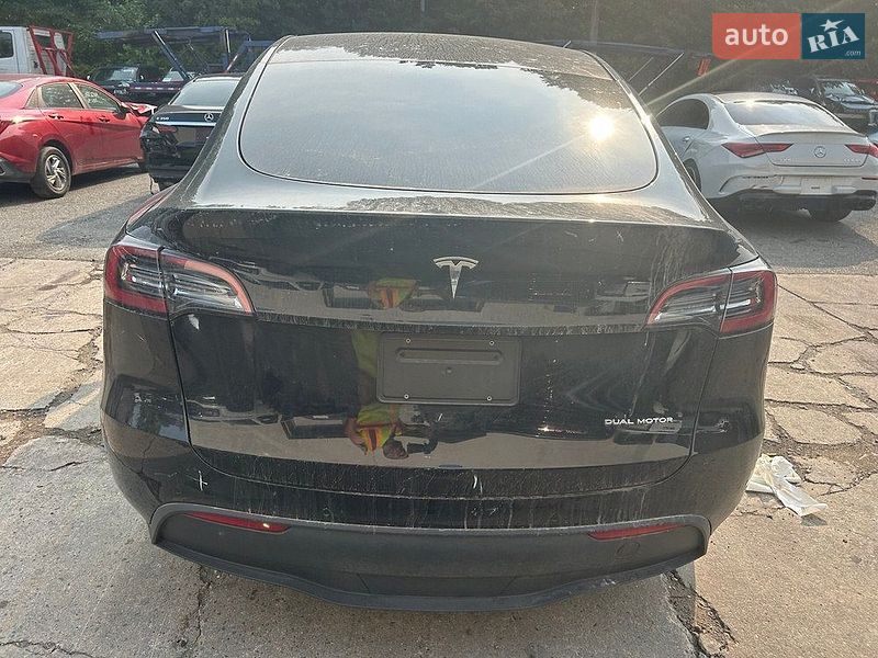 Внедорожник / Кроссовер Tesla Model Y 2022 в Черкассах