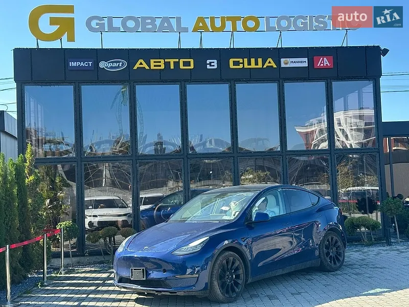 Tesla Model Y