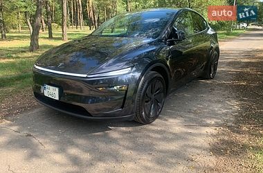 Внедорожник / Кроссовер Tesla Model Y 2025 в Киеве Внедорожник / Кроссовер Tesla Model Y 2025 в Киеве
