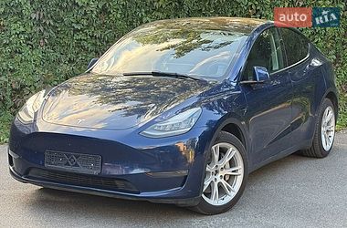 Позашляховик / Кросовер Tesla Model Y 2022 в Києві