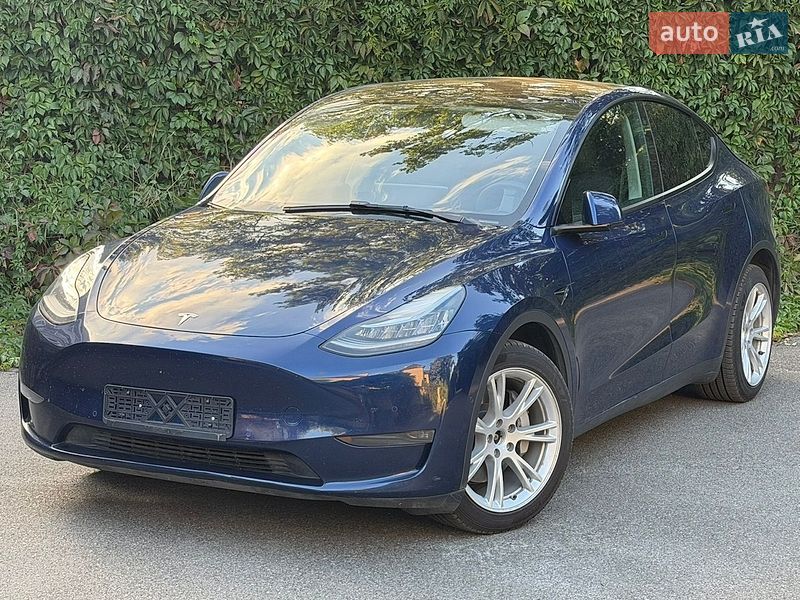 Tesla Model Y 2022