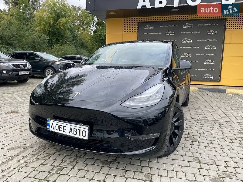 Tesla Model Y 2022