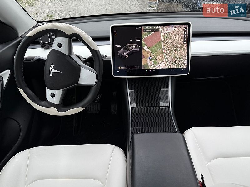 Позашляховик / Кросовер Tesla Model Y 2020 в Дніпрі