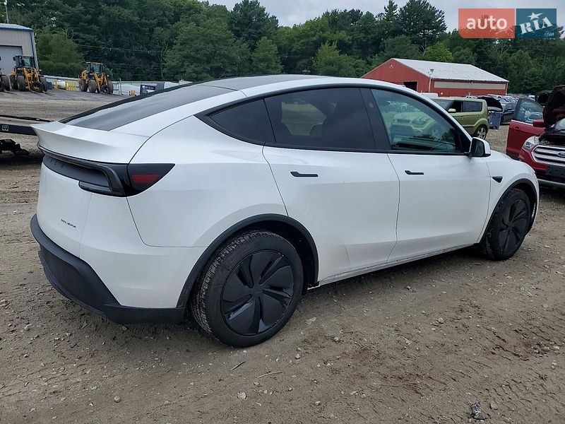 Внедорожник / Кроссовер Tesla Model Y 2026 в Львове