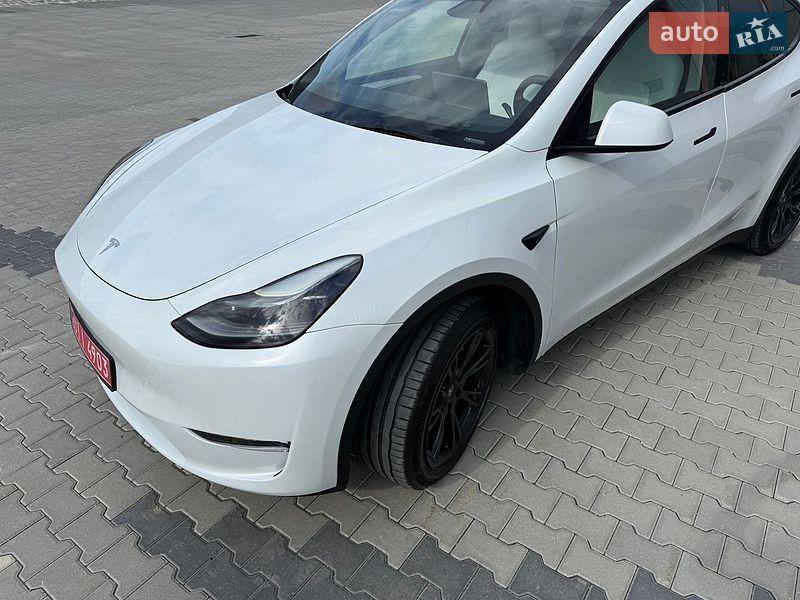 Внедорожник / Кроссовер Tesla Model Y 2023 в Дублянах фото 11 Внедорожник / Кроссовер Tesla Model Y 2023 в Дублянах