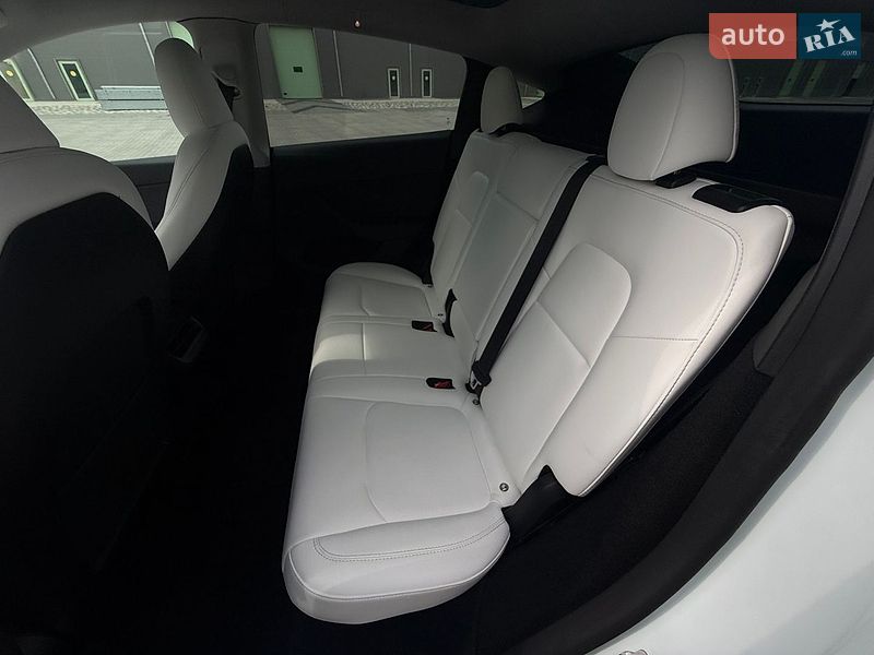 Внедорожник / Кроссовер Tesla Model Y 2023 в Дублянах фото 16 Внедорожник / Кроссовер Tesla Model Y 2023 в Дублянах