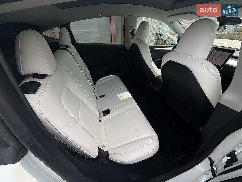 Внедорожник / Кроссовер Tesla Model Y 2023 в Дублянах фото 19 Внедорожник / Кроссовер Tesla Model Y 2023 в Дублянах