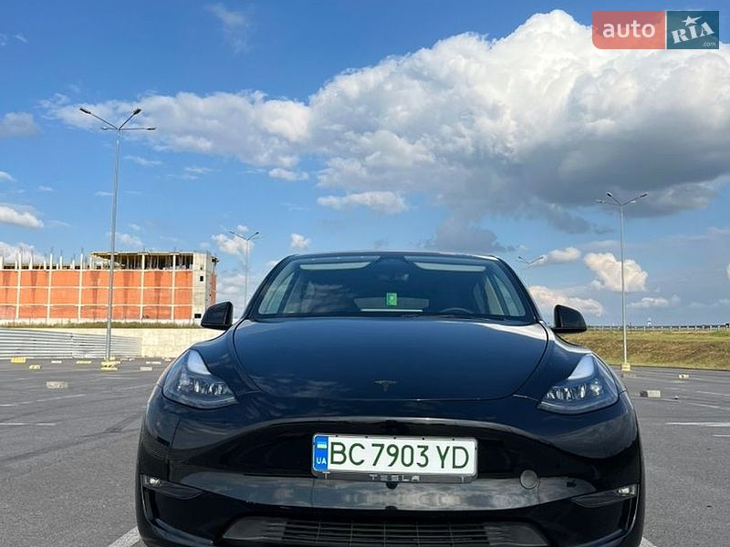 Tesla Model Y 2024 Tesla Model Y 2024