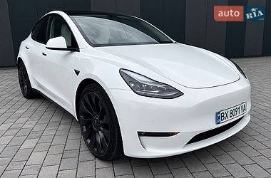 Позашляховик / Кросовер Tesla Model Y 2022 в Хмельницькому