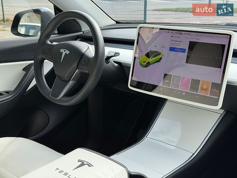 Позашляховик / Кросовер Tesla Model Y 2020 в Вінниці