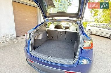 Позашляховик / Кросовер Tesla Model Y 2021 в Рівному фото 11 Позашляховик / Кросовер Tesla Model Y 2021 в Рівному