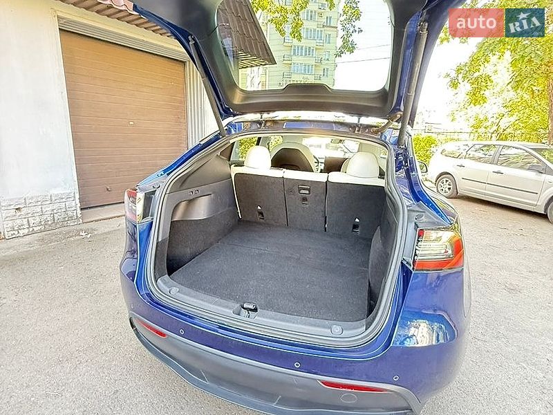 Позашляховик / Кросовер Tesla Model Y 2021 в Рівному фото 11 Позашляховик / Кросовер Tesla Model Y 2021 в Рівному