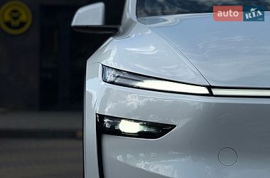 Позашляховик / Кросовер Tesla Model Y 2025 в Львові