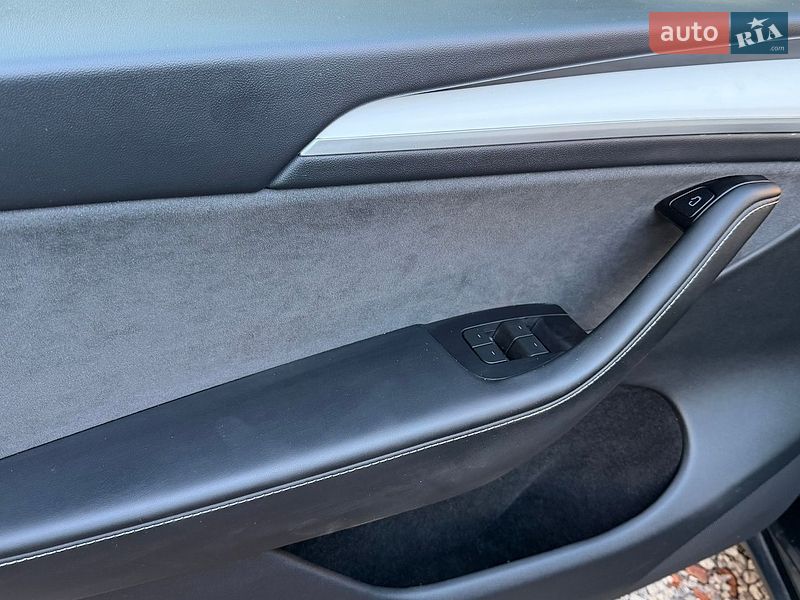 Внедорожник / Кроссовер Tesla Model Y 2024 в Коломые фото 4 Внедорожник / Кроссовер Tesla Model Y 2024 в Коломые