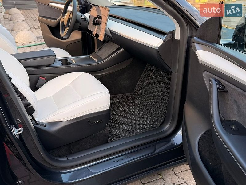 Внедорожник / Кроссовер Tesla Model Y 2024 в Коломые фото 5 Внедорожник / Кроссовер Tesla Model Y 2024 в Коломые