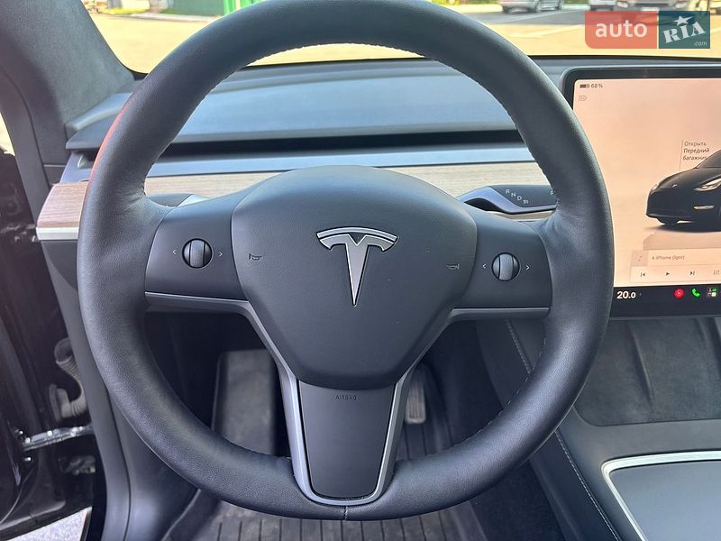 Внедорожник / Кроссовер Tesla Model Y 2024 в Киеве