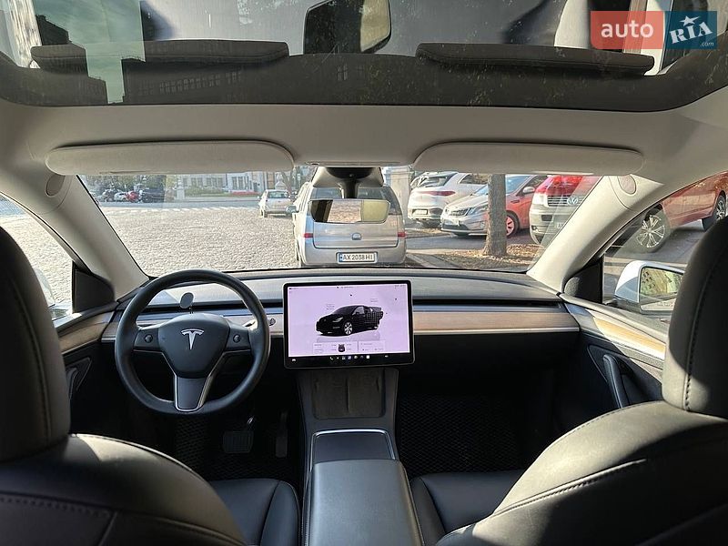 Внедорожник / Кроссовер Tesla Model Y 2023 в Харькове
