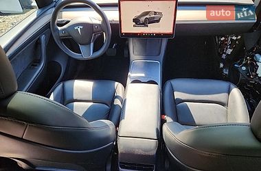 Позашляховик / Кросовер Tesla Model Y 2023 в Києві