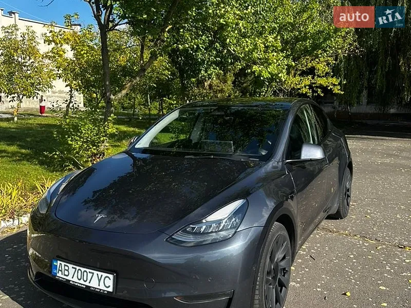 Tesla Model Y 2022
