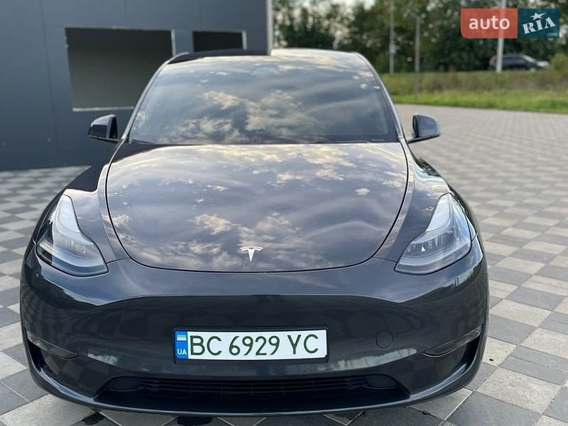 Внедорожник / Кроссовер Tesla Model Y 2024 в Львове