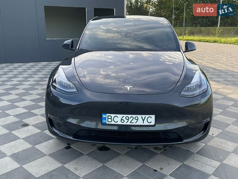 Внедорожник / Кроссовер Tesla Model Y 2024 в Львове