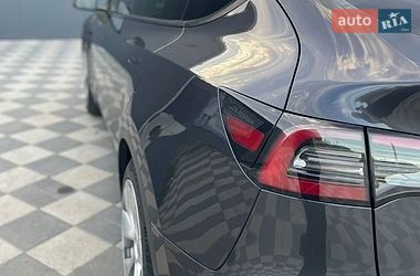 Внедорожник / Кроссовер Tesla Model Y 2024 в Львове